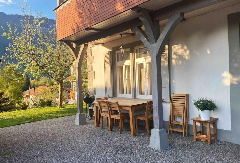Chalet Mignon - Your Vacation Oasis At Lake Brienz Bonigen Ngoại thất bức ảnh